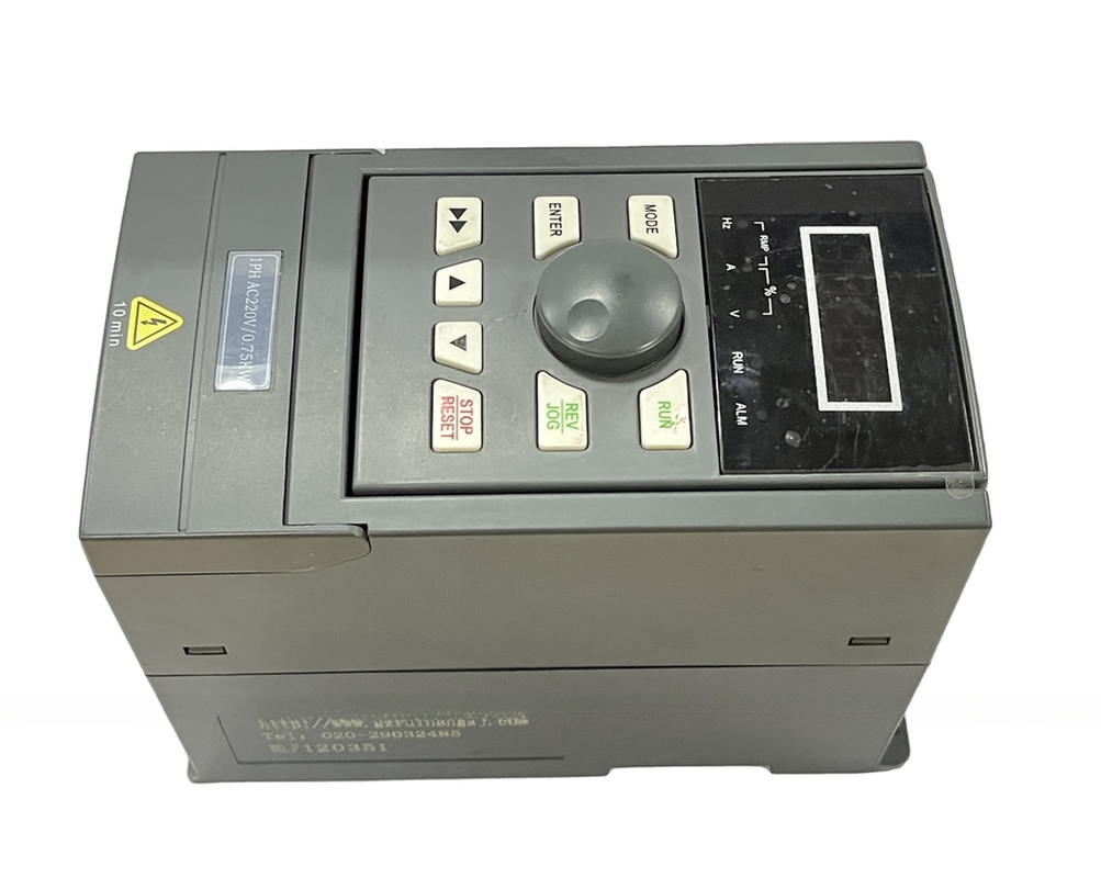 DECI brushless spindle motor inverter 750W frequency converter 1.5KW VFD